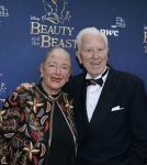 Scheveningen 13 december 2015
Premiere beauty and the beast met castleden oa Anouk Maas Freek Bartels Edwin Jonker Tony Neef Hugo Haenen en Loeki Knol.
Premiere vond plaats in het circustheater. Albert Verlinde is producent.
Paul v Gorcum met zijn vrouw Lenie