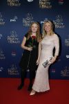 Scheveningen 13 december 2015
Premiere Beauty & the beast in het circustheater.
Pernille la Lau met dochter