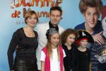 Amsterdam 6 december 2015
Premiere Dummie de Mummie in theater Amsterdam.
Pim v Hoeve met gezin