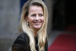 Amsterdam 2 december 2015
Koninklijke Familie bij uitreiking Prins Claus Prijs 2015 in het Koninklijk Paleis op de Dam. De Prins Claus Prijzen worden door het Prins Claus Fonds voor Cultuur en Ontwikkeling sinds 1997 jaarlijks toegekend aan kunstenaars, denkers en culturele organisaties. Aanwezig Koning Willem Alexander koningin Maxima Prins Constantijn Prinses Beatrix Prinses Laurentien en Prinses Mabel