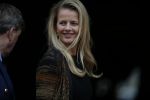 Amsterdam 2 december 2015
Koninklijke Familie bij uitreiking Prins Claus Prijs 2015 in het Koninklijk Paleis op de Dam. De Prins Claus Prijzen worden door het Prins Claus Fonds voor Cultuur en Ontwikkeling sinds 1997 jaarlijks toegekend aan kunstenaars, denkers en culturele organisaties. Aanwezig Koning Willem Alexander koningin Maxima Prins Constantijn Prinses Beatrix Prinses Laurentien en Prinses Mabel