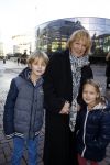 Amsterdam 10 januari 2016
Premiere race naar de maan in pathe arena.
Ria Bremer met kleinkinderen