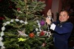 Hilversum 7 december 2015
Event Sky radio met kerstboom. De olgende bn ers doe mee.
 Xander de BuisonjÃ© & Sharon Doorson (dance4life), Barry Atsma (Diabetes Fonds) & Do (Stichting DON), Mari van de Ven & Dyanne Beekman (Hartstichting), Beau Schneider & Ruud Feltkamp (KWF Kankerbestrijding), Roel van Velzen & Roos MoggrÃ© (MasterPeace), Anouk Smulders & ManuÃ«la Kemp (Ruby and Rose), Ellen ten Damme & Henk Schiffmacher (Stichting Vluchteling), Bartho Braat & Lone van Roosendaal (Trombosestichting) en Danny de Munk & Vivian Reijs (Voedselbanken Nederland).
Vakjury
De vakjury bestaat dit jaar uit voorzitter Nance Coolen (presentatrice en winnares van CTFC 2014), Fred van Leer (kledingstylist en presentator) en Pascal Koeleman (ondernemer en jurylid van SBS 6' Hollands Beste Bloemstylis