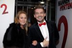 Amsterdam 14 december 2015
Premiere manneharten 2 in het nieuwe de la mar theater met als cast,
Barry Atsma Daan Schuurmans Jeroen Spitzenberger Fabian JansenMingus Dagelet Katja Herbers Hadewych Minis Jelka v Houten Liliana de Vries Maartje v d Wetering Barbara Sloesen Bo Maerten en Annick Boer. Ruben Nicolai met manager