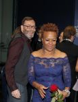 Scheveningen 13 december 2015
Premiere Beauty & the beast in het circustheater.
Ruth Jacott met ...