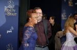 Scheveningen 13 december 2015
Premiere Beauty & the beast in het circustheater.
Ruth Jacott met ...