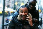 Amsterdam 4 januari 2016
Regilio Tuur ontmoet Ruud Gullit en Dirk Zeelenberg op de cornelis schuytstraat.