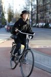 Amsterdam 9 december 2015
Saar Koningsbergen op de fiets.