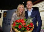 Hoorn 15 december 2015
Boek presentatie Sonja Bakker . Al har kinderen en man Jan Reus zijn aanwezig.