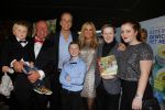 Hoorn 15 december 2015
Boek presentatie Sonja Bakker . Al har kinderen en man Jan Reus zijn aanwezig.