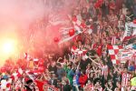 Enschede, 2 April 2011 FC Twente - PSV. Uitslag 0-2. Aan de PSV supporters lag het niet, de sfeer was geweldig tenminste in het begin.