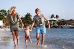 Curacao 31 december 2015
Thomas Berge met Myrthe Milius en hun zoon Jack op Curacao.