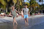 Curacao 31 december 2015
Thomas Berge met Myrthe Milius en hun zoon Jack op Curacao.