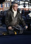 Amsterdam 9 december 2015 
Ursul de Geer op de fiets in amsterdam zuid
