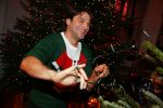 Hilversum 7 december 2015
Event Sky radio met kerstboom. De olgende bn ers doe mee.
 Xander de BuisonjÃ© & Sharon Doorson (dance4life), Barry Atsma (Diabetes Fonds) & Do (Stichting DON), Mari van de Ven & Dyanne Beekman (Hartstichting), Beau Schneider & Ruud Feltkamp (KWF Kankerbestrijding), Roel van Velzen & Roos MoggrÃ© (MasterPeace), Anouk Smulders & ManuÃ«la Kemp (Ruby and Rose), Ellen ten Damme & Henk Schiffmacher (Stichting Vluchteling), Bartho Braat & Lone van Roosendaal (Trombosestichting) en Danny de Munk & Vivian Reijs (Voedselbanken Nederland).
Vakjury
De vakjury bestaat dit jaar uit voorzitter Nance Coolen (presentatrice en winnares van CTFC 2014), Fred van Leer (kledingstylist en presentator) en Pascal Koeleman (ondernemer en jurylid van SBS 6' Hollands Beste Bloemstylis