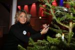 Hilversum 7 december 2015
Event Sky radio met kerstboom. De olgende bn ers doe mee.
 Xander de BuisonjÃ© & Sharon Doorson (dance4life), Barry Atsma (Diabetes Fonds) & Do (Stichting DON), Mari van de Ven & Dyanne Beekman (Hartstichting), Beau Schneider & Ruud Feltkamp (KWF Kankerbestrijding), Roel van Velzen & Roos MoggrÃ© (MasterPeace), Anouk Smulders & ManuÃ«la Kemp (Ruby and Rose), Ellen ten Damme & Henk Schiffmacher (Stichting Vluchteling), Bartho Braat & Lone van Roosendaal (Trombosestichting) en Danny de Munk & Vivian Reijs (Voedselbanken Nederland).
Vakjury
De vakjury bestaat dit jaar uit voorzitter Nance Coolen (presentatrice en winnares van CTFC 2014), Fred van Leer (kledingstylist en presentator) en Pascal Koeleman (ondernemer en jurylid van SBS 6' Hollands Beste Bloemstylis