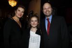 Amsterdam 22 december 2016
Premiere wereld kerstcircus in Carre. Anouk v Nes met vriend en zijn dochter