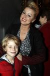 Amsterdam 22 december 2016
Premiere wereld kerstcircus in Carre. Bridget Maasland met zoon Mees en vrienden