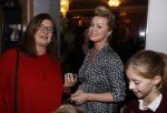Amsterdam 22 december 2016
Premiere wereld kerstcircus in Carre. Bridget Maasland met zoon Mees en vrienden