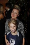 Amsterdam 22 december 2016
Premiere wereld kerstcircus in Carre. Bridget Maasland met zoon Mees en vrienden