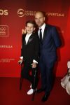 Amsterdam 21 december 2016
Sportman en sportvrouw van het jaar verkiezing tijdens het sportgala in de RAI.
Erben Wennemars met zijn zoon