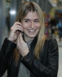 Beverwijk 24 december 2016
Estavana Polman en Rafael v d Vaart overhandigen Charles Ruijgrok een cheque van 2500 euro voor het zeldzame ziekten fonds . Event vond plaats in de winkel van de moeder van rafael Lolita .