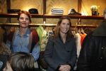 Amsterdam 17 december 2016 
Opening winkel Nynke Wynia door vriendin Micky Hoogendijk. Evelyne Westerman