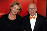 Amsterdam 21 december 2016
Sportman en sportvrouw van het jaar verkiezing tijdens het sportgala in de RAI. hans v Zetten met een kennis Anja Minnaard
