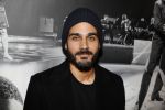 Amsterdam 20 december 2016 
Premiere Watskeburt in de meervaart. Kay nambiaar