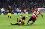 Eindhoven, 13 September 2016
PSV-Atletico Madrid, eindstand 0-1 
Eerste wedstrijd voorronde CL Seizoen 2016-2017
Luciano Narsingh in duel met  Jose Maria Gimenez