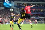 Eindhoven, 13 September 2016
PSV-Atletico Madrid, eindstand 0-1 
Eerste wedstrijd voorronde CL Seizoen 2016-2017
Luuk de Jong en Jose Maria Gimenez in duel