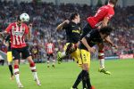 Eindhoven, 13 September 2016
PSV-Atletico Madrid, eindstand 0-1 
Eerste wedstrijd voorronde CL Seizoen 2016-2017
Luuk de Jong en Tiago Diego Godin in duel