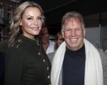 Amsterdam 17 december 2016 
Opening winkel Nynke Wynia door vriendin Micky Hoogendijk. Marcel Boekhoorn met dochter Nicole en Frits Kroymans