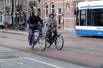Amsterdam 24 december 2016 
Nada v Nie met Frank Bakker waar ze vorige week mee getrouwd is.