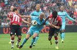Eindhoven, 18 September 2016 PSV-Feyenoord, eindstand 0-1 Kompetitie Seizoen 2016-2017.
Nicolai Jorgensen in duel met Andres Guardado en Nicolas Isimat-Mirin