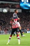 Eindhoven, 1 November 2016
4e wedstrijd voorronde Champions Leaugue seizoen 2016/2017
PSV-Bayern Munchen, eindstand 1-2
Nicolas Isimat-Mirin in duel met Thomas Muller