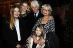 Amsterdam 22 december 2016
Premiere wereld kerstcircus in Carre. paul v Vliet met vrouw en kleinkinderen
