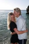 Curacao San Juan 5 januari 2017
Thomas Berge met zijn nieuwe vriendin Cassidy Roeks op vakantie op curacao.