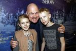 Amsterdam 24 december 2017
RTL kerst show in het ziggo dome. Andre Kuipers met kinderen