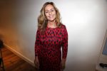 Amsterdam 16 oktober 2017
Boekpresentatie Marjolein Hurkmans . Angela Groothuizen ontvangt het eerste exemplaar.