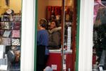 Amsterdam 19 december 2017
Astrid Joosten doet kerst inkopen.
