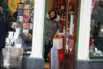 Amsterdam 19 december 2017
Astrid Joosten doet kerst inkopen.