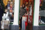 Amsterdam 19 december 2017
Astrid Joosten doet kerst inkopen.