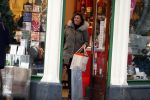Amsterdam 19 december 2017
Astrid Joosten doet kerst inkopen.