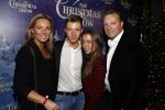 Amsterdam 24 december 2017
RTL kerst show in het ziggo dome. david en Ghitta Bijlsma met kinderen