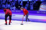 Aalsmeer 20 december 2017
Opnames de curling quiz met Frans Bauer Mark Tuitert Ellen Hoog Brace Sjoerd v Ramshorst Evert ten Napel Levi v Kempen Frank Lammers Sanne en Lieke Wevers. De opnames vinden plaats in de studio in Aalsmeer.