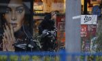 Amsterdam 15 december 2017
Doutzen Kroes winkelend op de beethovenstraat.