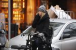 Amsterdam 15 december 2017
Doutzen Kroes winkelend op de beethovenstraat.