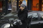 Amsterdam 15 december 2017
Doutzen Kroes winkelend op de beethovenstraat.
