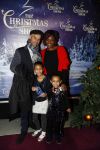 Amsterdam 24 december 2017
RTL kerst show in het ziggo dome. Tjeerd Oosterhuis met Edsilia Rombley en hun dochters